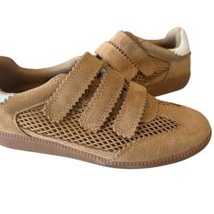 Silent D SEEN Sneaker Camel Women’s Size 7.5 #SEENCAMELSDE